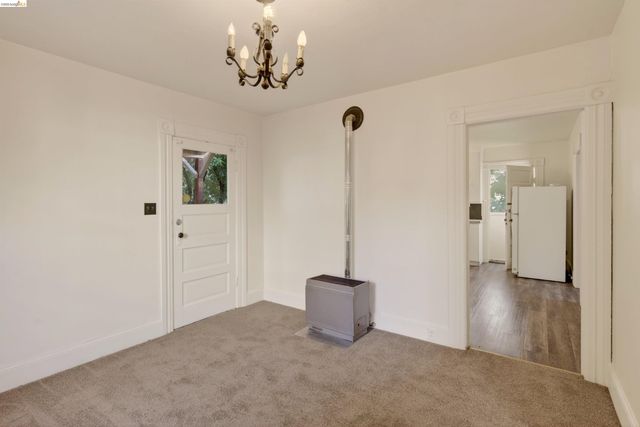 2338 Roosevelt Ave, Berkeley, CA 94703