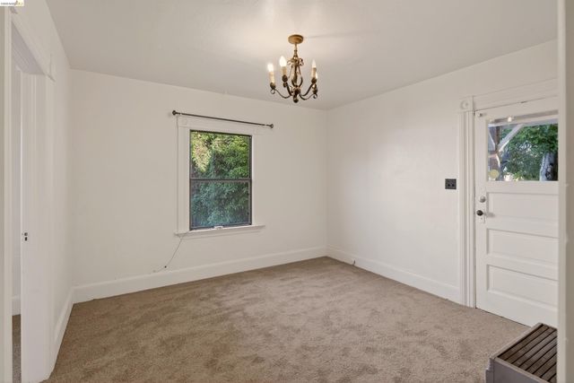 2338 Roosevelt Ave, Berkeley, CA 94703