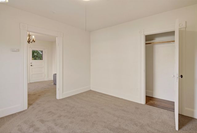 2338 Roosevelt Ave, Berkeley, CA 94703