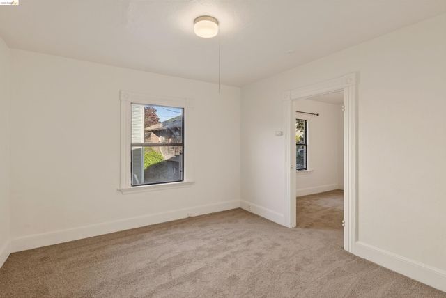2338 Roosevelt Ave, Berkeley, CA 94703