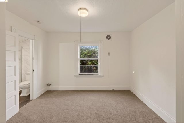 2338 Roosevelt Ave, Berkeley, CA 94703