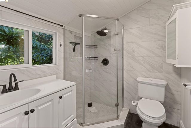 2338 Roosevelt Ave, Berkeley, CA 94703