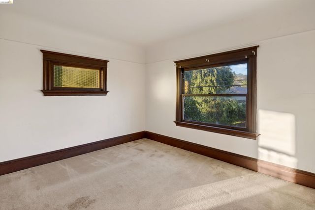 2338 Roosevelt Ave, Berkeley, CA 94703