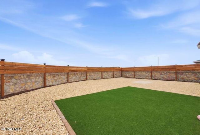 14541 Banana Yucca Avenue, Horizon City, TX 79928