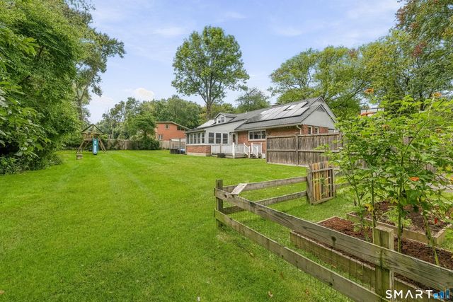 211 Old Farm Road, Fairfield, CT 06825
