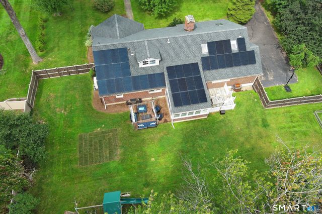 211 Old Farm Road, Fairfield, CT 06825