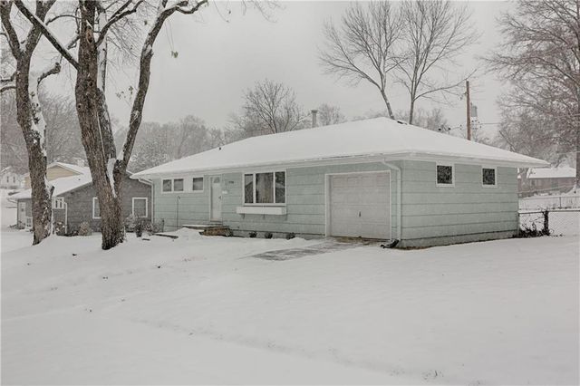 3706 E 107th Street, Kansas City, MO 64137