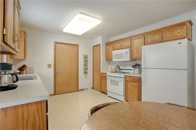 3706 E 107th Street, Kansas City, MO 64137