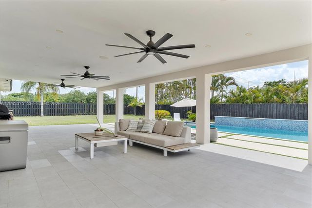 13140 SW 112th Avenue, Miami, FL 33176