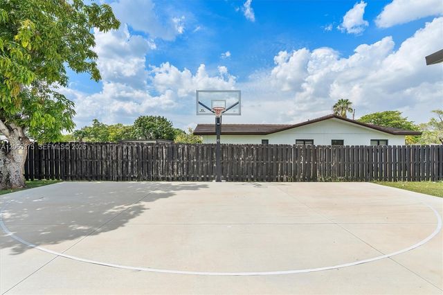 13140 SW 112th Avenue, Miami, FL 33176