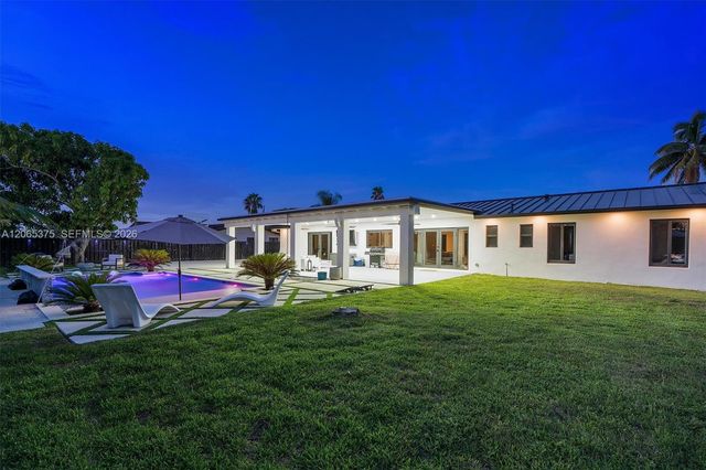 13140 SW 112th Avenue, Miami, FL 33176