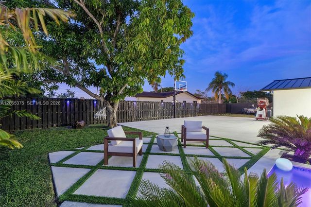 13140 SW 112th Avenue, Miami, FL 33176