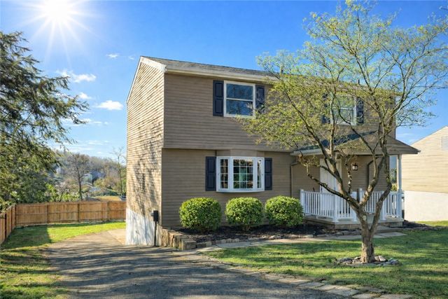 4 Lou Anne Lane, Delmont, PA 15626