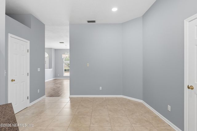 7735 ORTEGA BLUFF Parkway, Jacksonville, FL 32244