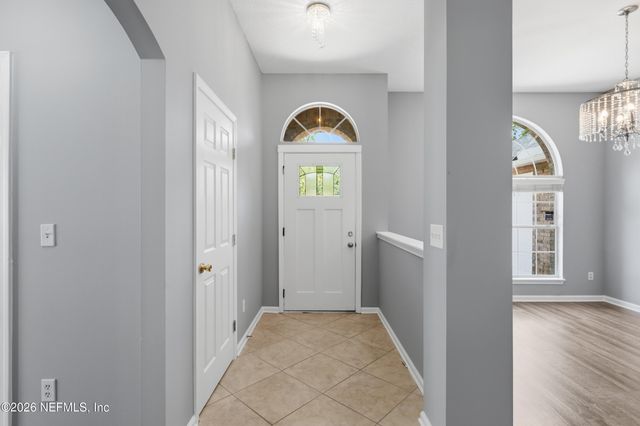 7735 ORTEGA BLUFF Parkway, Jacksonville, FL 32244