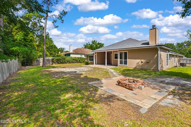 7735 ORTEGA BLUFF Parkway, Jacksonville, FL 32244