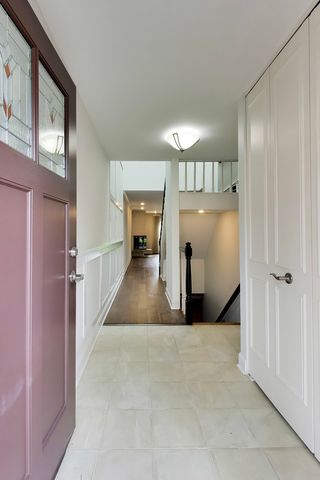 1712 Wildberry Drive B, Glenview, IL 60025
