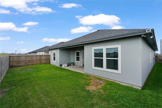4122 Nadia Dr, Corpus Christi, TX 78414