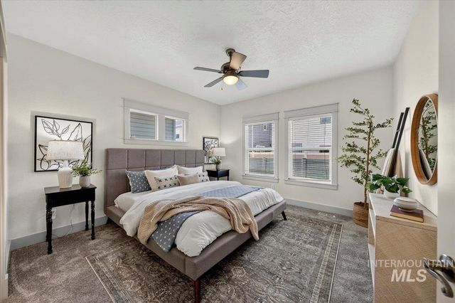 47 S Selwood Ln, Star, ID 83669