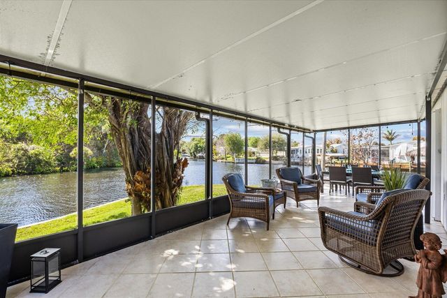 7918 SE Paradise Court, Stuart, FL 34997