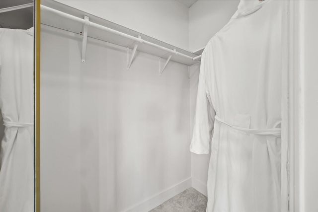 7918 SE Paradise Court, Stuart, FL 34997