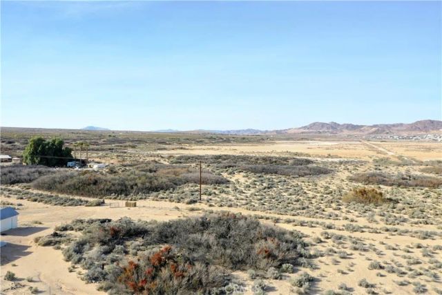 2368 Mesquite Springs Road, 29 Palms, CA 92277