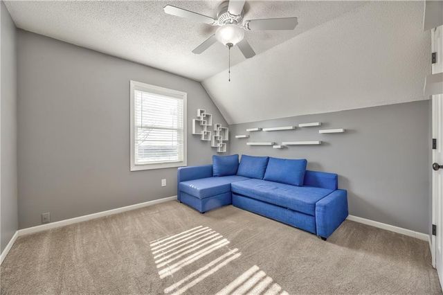 11822 Hardy Street, Overland Park, KS 66210