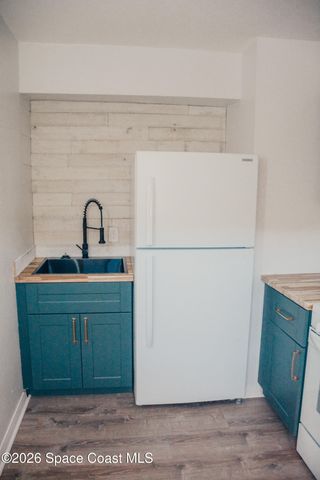 211 Circle Drive 27c, Cape Canaveral, FL 32920