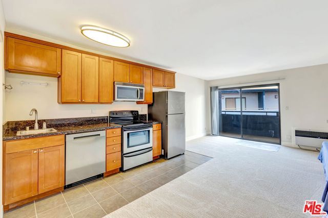 10982 Roebling Avenue 522, Los Angeles, CA 90024