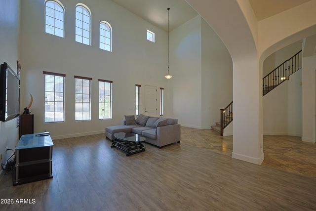 12910 W TUCKEY Lane, Glendale, AZ 85307