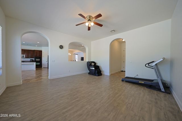 12910 W TUCKEY Lane, Glendale, AZ 85307