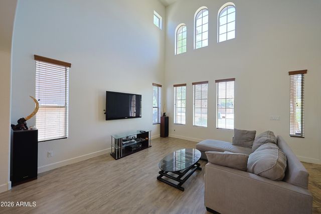 12910 W TUCKEY Lane, Glendale, AZ 85307