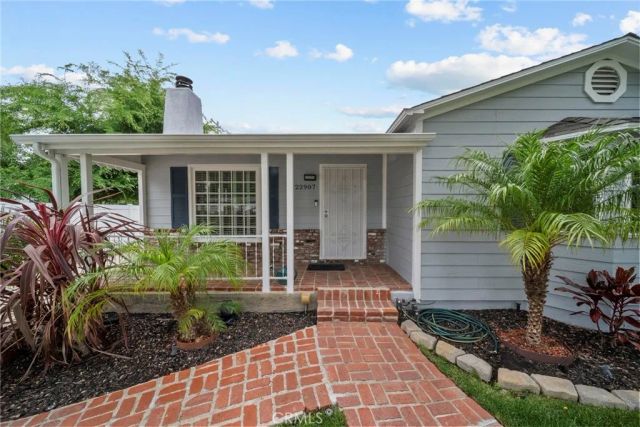 22907 Leonora, Woodland Hills, CA 91367