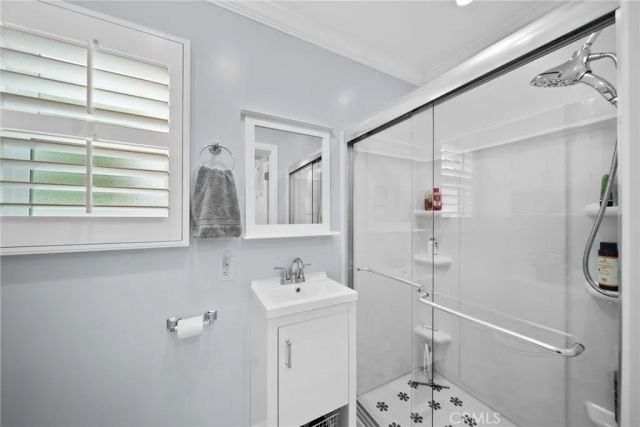 22907 Leonora, Woodland Hills, CA 91367