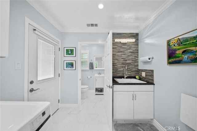22907 Leonora, Woodland Hills, CA 91367