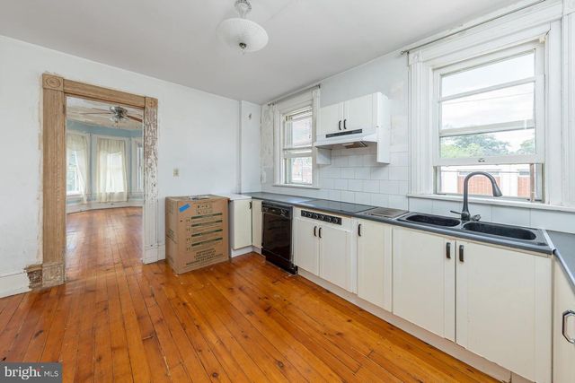 100 W BROADWAY, Salem, NJ 08079