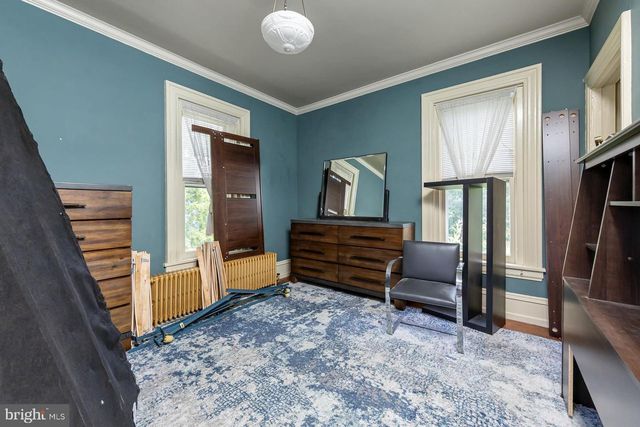 100 W BROADWAY, Salem, NJ 08079