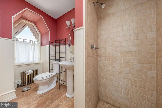100 W BROADWAY, Salem, NJ 08079