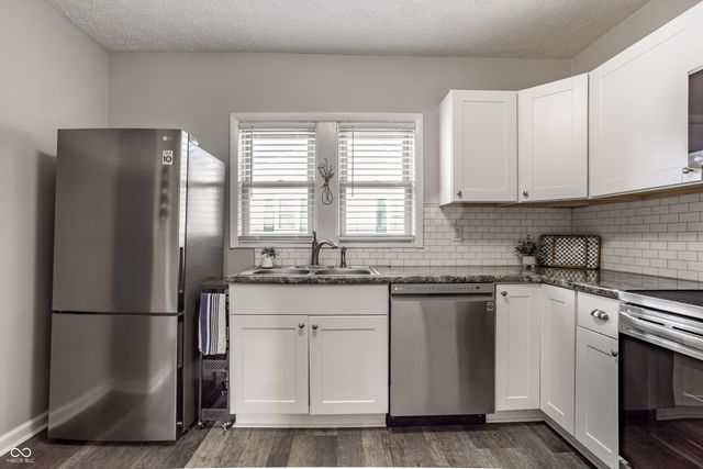 1142 Central Avenue, Noblesville, IN 46060