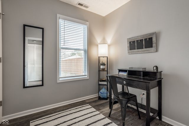 1142 Central Avenue, Noblesville, IN 46060