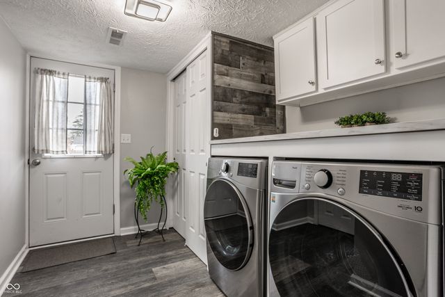 1142 Central Avenue, Noblesville, IN 46060