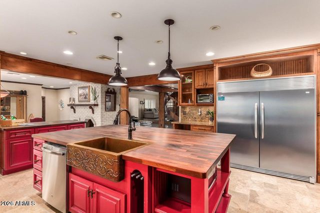5224 W CREEDANCE Boulevard, Glendale, AZ 85310