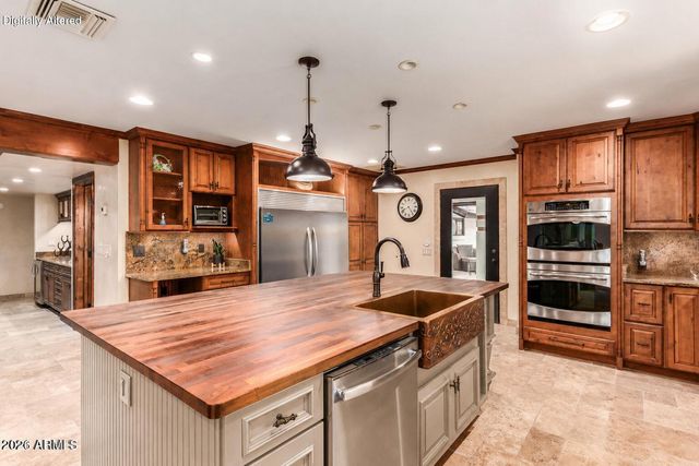 5224 W CREEDANCE Boulevard, Glendale, AZ 85310