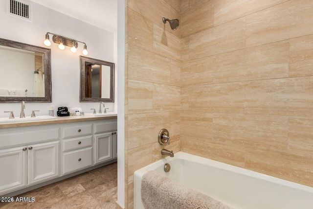 5224 W CREEDANCE Boulevard, Glendale, AZ 85310