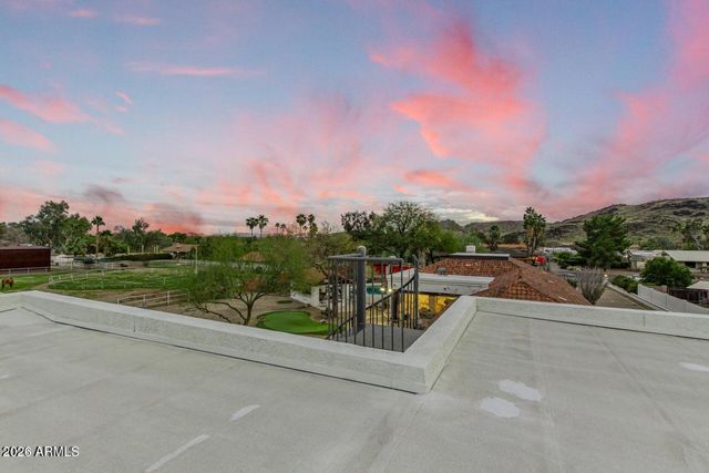 5224 W CREEDANCE Boulevard, Glendale, AZ 85310
