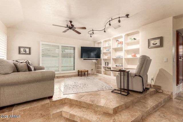 5224 W CREEDANCE Boulevard, Glendale, AZ 85310