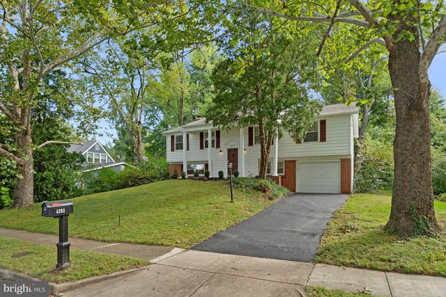 4305 MARKWOOD LN, Fairfax, VA 22033