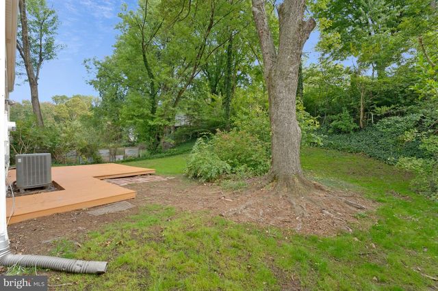 4305 MARKWOOD LN, Fairfax, VA 22033