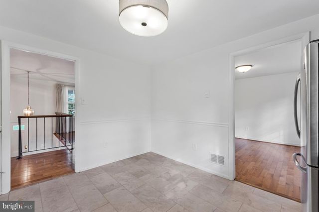 4305 MARKWOOD LN, Fairfax, VA 22033