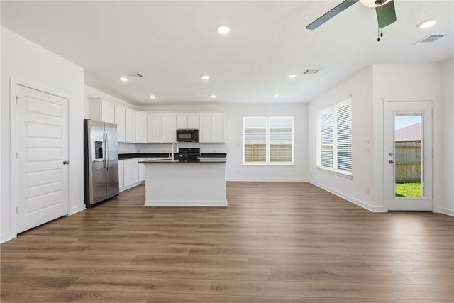 2404 Rooke Road, Bryan, TX 77807